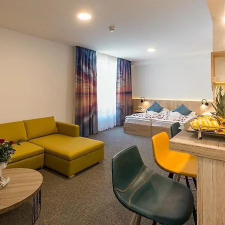 Akademia 4* Balatonfured