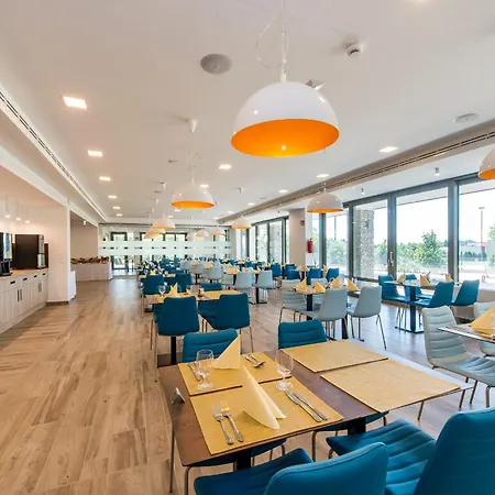 Hotel Akademia Balatonfured
