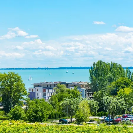 Otel Akademia 4*