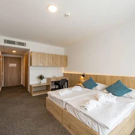 Otel Akademia