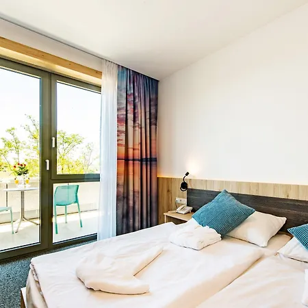 ホテル Akademia 4*