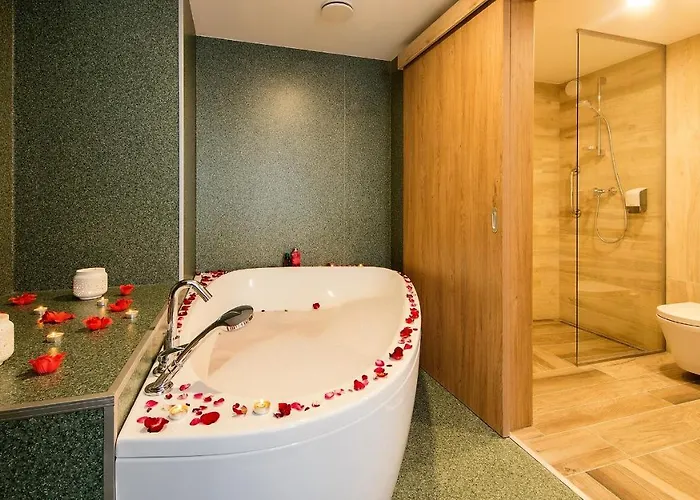 Szálloda Akademia 4*