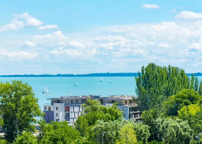 Szálloda Akademia 4*